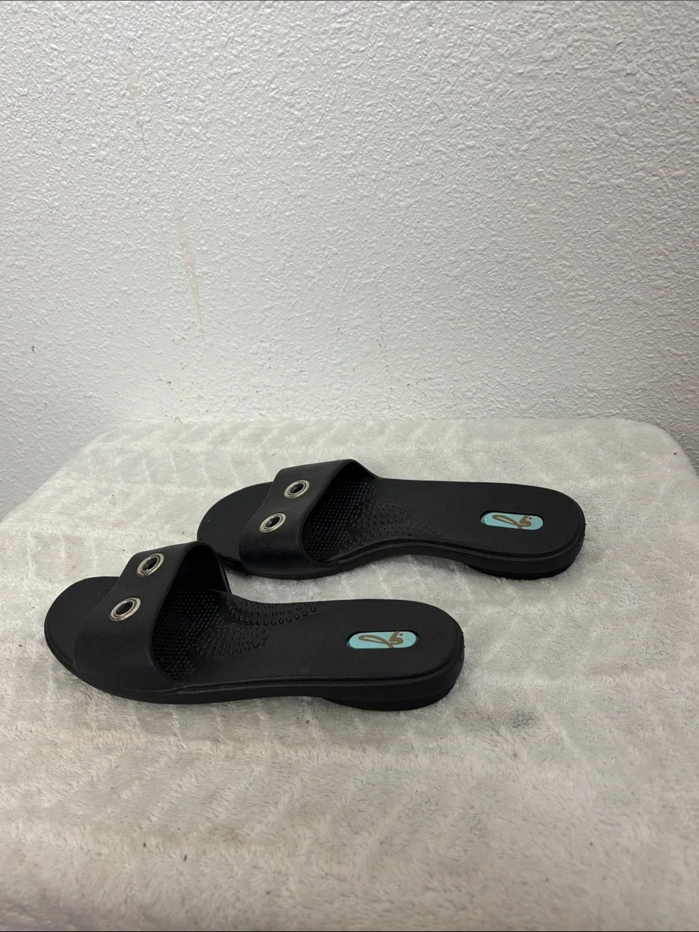 Oka-B Black Grommet Slide Sandals Comfort Massage Footbed Size M (7-8)
